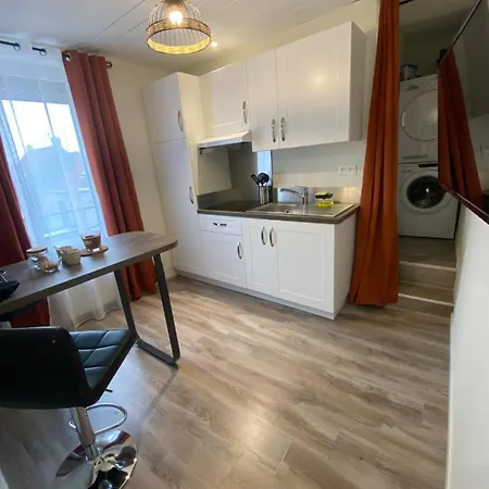 Aa Studio'moment Centre *